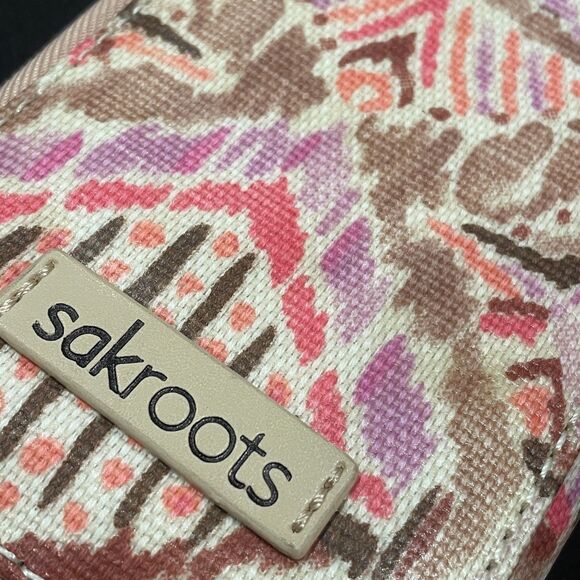 ~ New: Sakroots Crossbody Purse Salinas Smartphone Wallet Zip Pocket Bag, No Tag - Picture 4 of 15